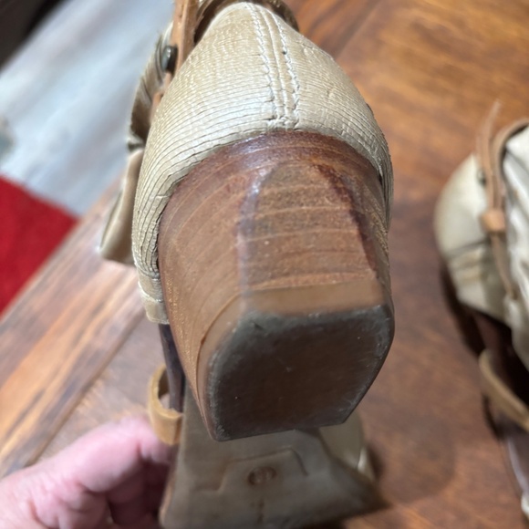 A.S. 98 open toed beige booties size 38. - Picture 7 of 9